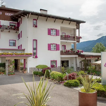 Latemar Otel